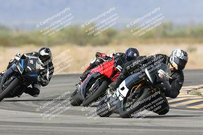 media/Nov-16-2025-Race Pace (Sun) [[8c5fa54630]]/Verified Riders/7-Turn 4 (1155am)/